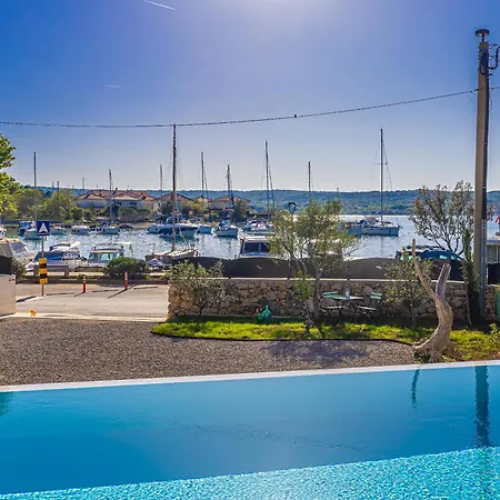 Beachfront Villa Klimno